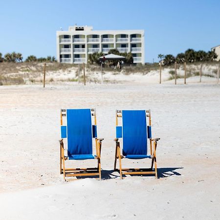 Guy Harvey Resort On Saint Augustine Beach Exterior photo