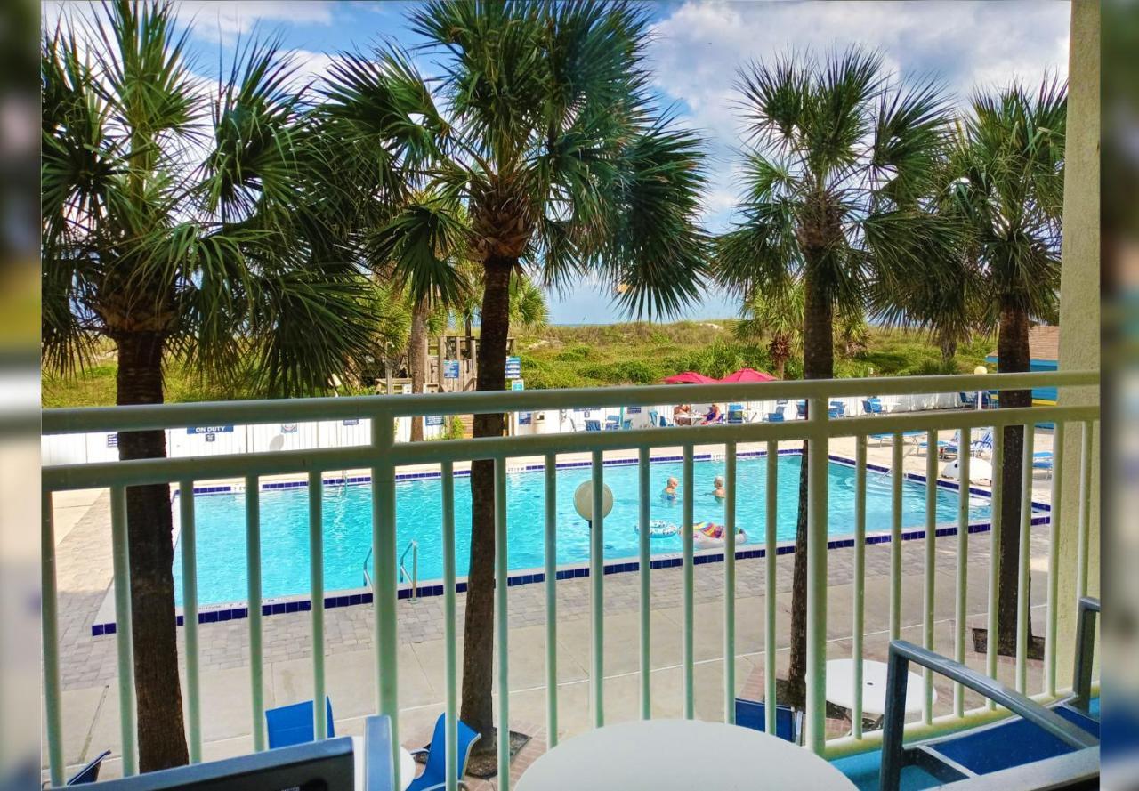 Guy Harvey Resort On Saint Augustine Beach Exterior photo