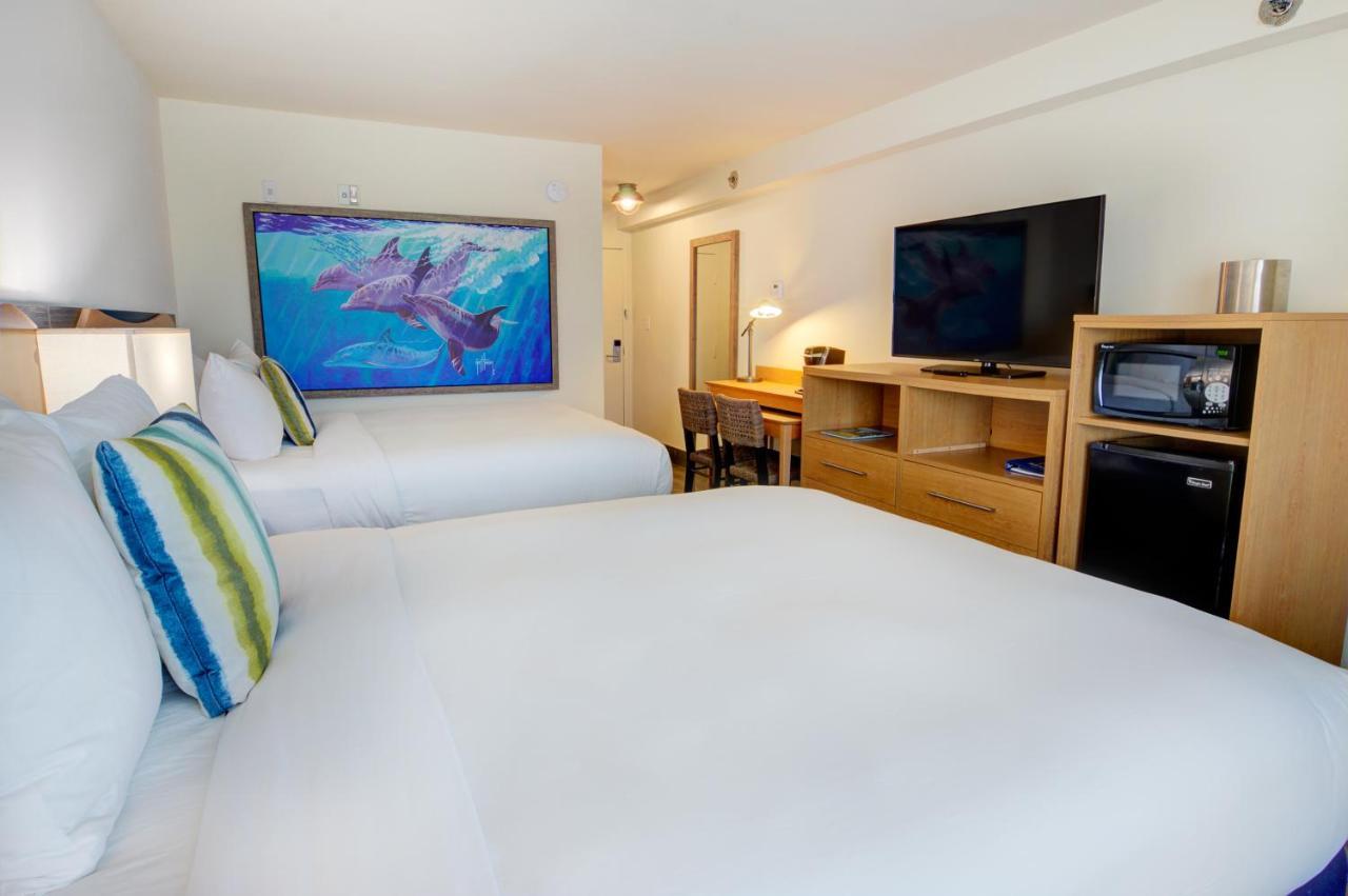 Guy Harvey Resort On Saint Augustine Beach Exterior photo